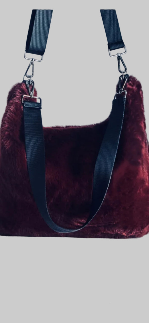 DEA The Label Slouch Bag Wine